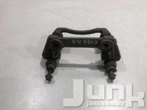 Скоба переднего суппорта для Mercedes W414 Vaneo oe A4144200015 разборка бу