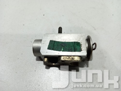Клапан trv кондиционера для Mercedes W210 oe A2108300084 разборка бу