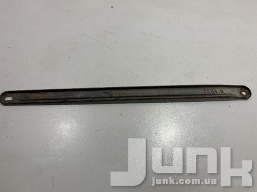 Распорка подрамника для Mercedes W168 oe A1685240047 разборка бу
