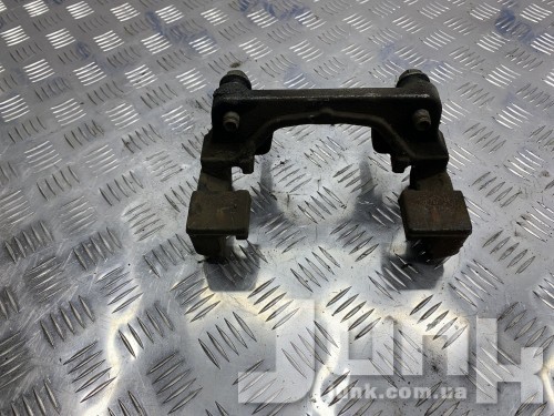 Скоба переднего суппорта для BMW F10 oe 34116796486 разборка бу