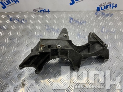 Кронштейн генератора для Porsche Cayenne 9PA oe 95514715100 разборка бу