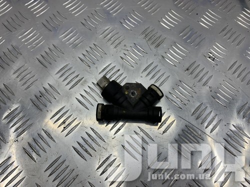 Топливный коллектор для Land Rover Discovery 4 oe LR013820 разборка бу