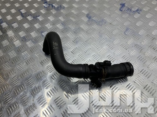 Шланг радиатора для Land Rover Discovery 4 oe LR013684 разборка бу