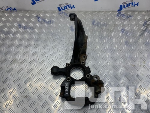 Поворотный кулак передний правый для Land Rover Discovery 4 oe LR014140 разборка бу