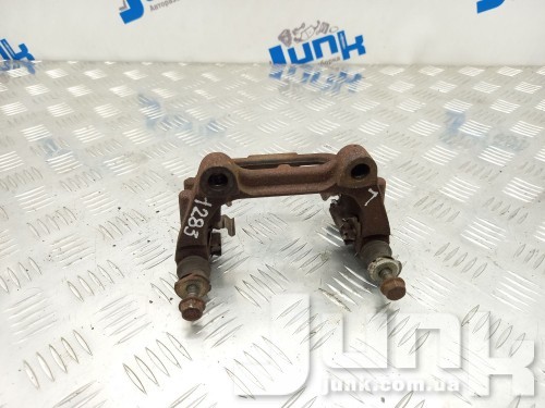 Скоба заднего суппорта левая для Вольксваген Passat B7 oe 5K0615425 запчасти бу Скоба заднего суппорта левая для Вольксваген Passat B7 oe 5K0615425 разборка бу