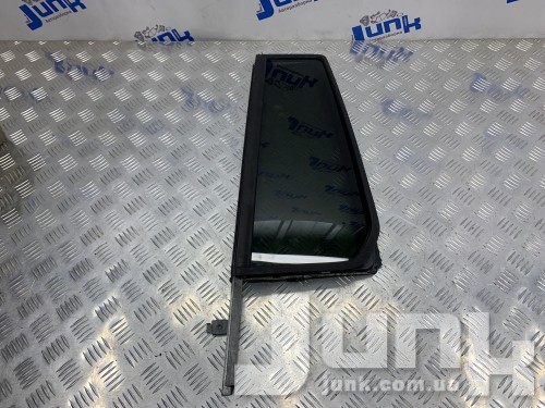 Стекло двери задней левое глухое для Land Rover Discovery 4 oe CVB500890 запчасти бу Стекло двери задней левое глухое для Land Rover Discovery 4 oe CVB500890 разборка бу