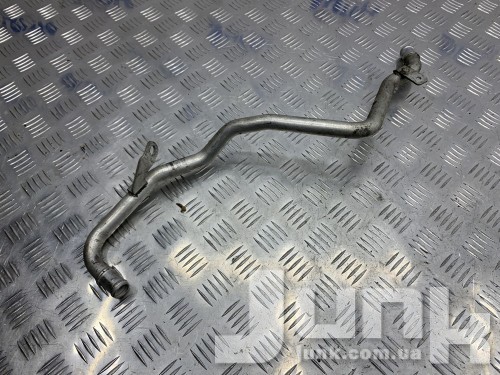 Трубка системы охлаждения для Audi A5 8T oe 8K0819377E запчасти бу Трубка системы охлаждения для Audi A5 8T oe 8K0819377E разборка бу