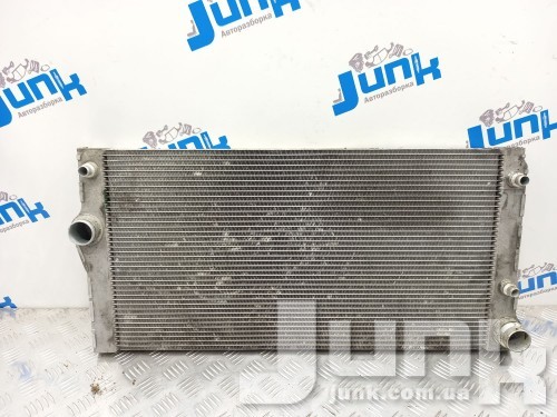 Радиатор охлаждения двигателя для BMW F07 oe 17118615426 запчасти бу Радиатор охлаждения двигателя для BMW F07 oe 17118615426 разборка бу