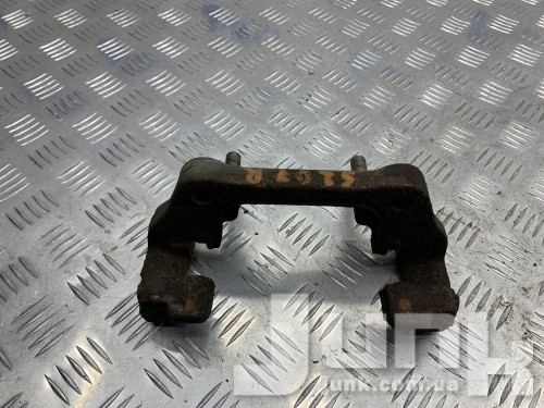 Скоба переднего суппорта для BMW F30 oe 34116850971 разборка бу