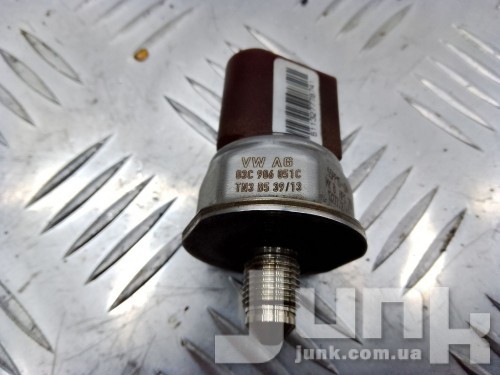 Датчик давления топлива oe 03C906051C разборка бу