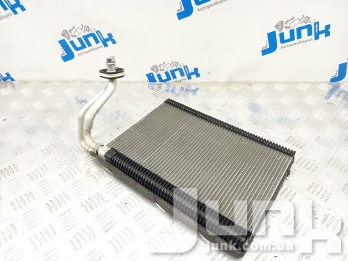 Испаритель кондиционера для БМВ Ф30 oe 64116975553 разборка бу