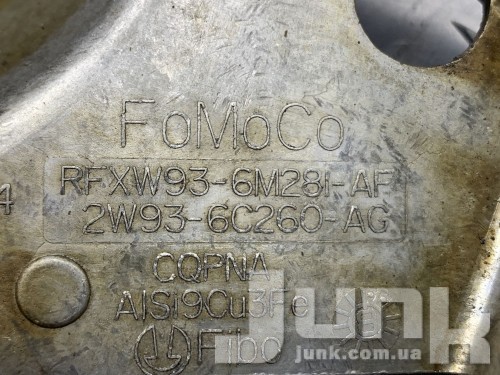 Клапан электромагнитный положения (фаз) распредвала правый для Land Rover Range Rover III oe LR023328 разборка бу