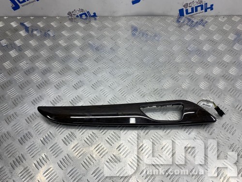 Декоративная внутренняя накладка правой задней двери для Mercedes X166 GL-Klasse oe A1667301222 разборка бу