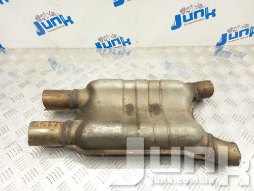 Глушитель средний для BMW F02 oe 18307637095 запчасти бу Глушитель средний для BMW F02 oe 18307637095 разборка бу