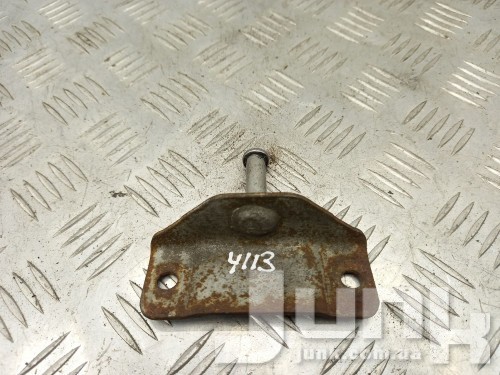 Кронштейн глушителя для BMW X3 F25 oe 18207619913 разборка бу