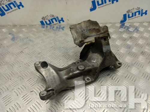Кронштейн двигателя левый для Audi A7 4G8 oe 4G0199307H разборка бу