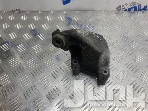 Кронштейн опоры двигателя правый для Mercedes GL X164 oe A6422233204 запчасти бу Кронштейн опоры двигателя правый для Mercedes GL X164 oe A6422233204 разборка бу