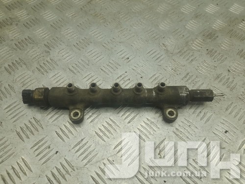 Распределитель топлива для Тойота Avensis T25 oe 23804-0R010 разборка бу