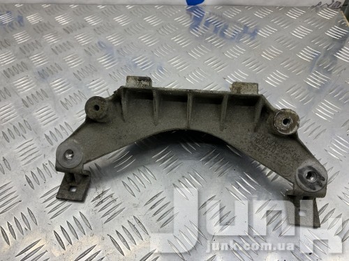 Кронштейн двигателя для BMW X5 E70 oe 51717137238 запчасти бу Кронштейн двигателя для BMW X5 E70 oe 51717137238 разборка бу