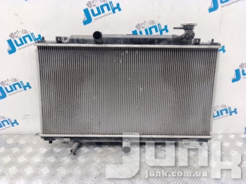 Радиатор охлаждения двигателя для Mazda 6 oe PE1115200B разборка бу