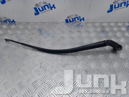 Рычаг поводок (щетко-держатель) правый для Mazda 6 oe GHR167321 запчасти бу Рычаг поводок (щетко-держатель) правый для Mazda 6 oe GHR167321 разборка бу