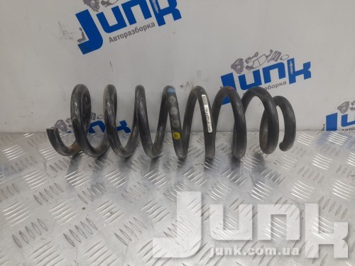 Пружина задней подвески левая/правая для Audi Q7 4L oe 7L8511115BD разборка бу