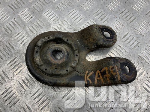 Кронштейн переднего подрамника правый для Dodge Journey oe 5151014AA разборка бу