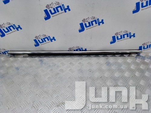 Молдинг двери задней правой нижний для Ford Fusion MK5 oe DS7Z5425860A разборка бу