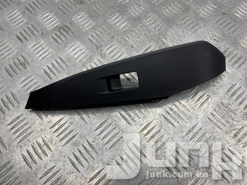 Накладка кнопки стеклоподъемника задней правой двери для Mazda 6 oe GHP9685L1B02 разборка бу