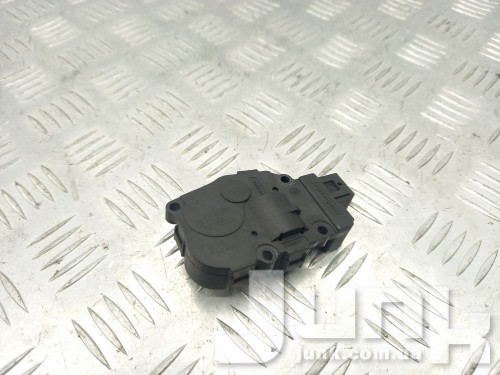 Сервопривод заслонки печки oe 8K0820511D запчасти бу Сервопривод заслонки печки oe 8K0820511D разборка бу