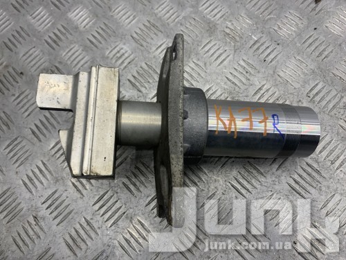 Ударопоглощающий элемент  заднего бампера правый для Audi A8 D3 oe 4E0807358B разборка бу