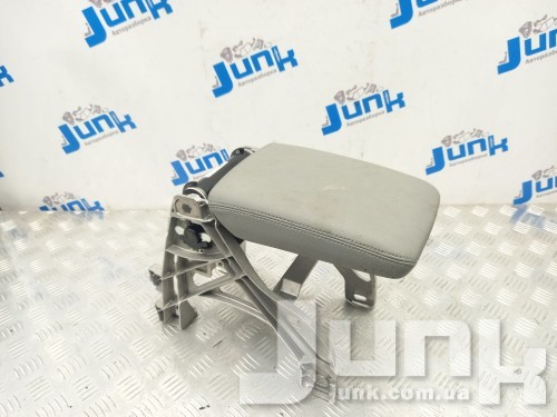 Подлокотник для Audi A5 F5 oe 8W0864207HQW6 разборка бу