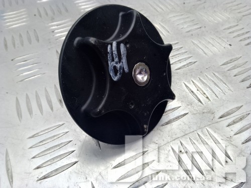 Болт крепления запасного колеса для Infiniti Q70 (M37) oe 74810JY01A запчасти бу Болт крепления запасного колеса для Infiniti Q70 (M37) oe 74810JY01A разборка бу