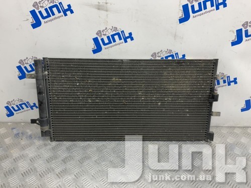 Радиатор кондиционера для Audi Q5 oe 8T0260401C разборка бу