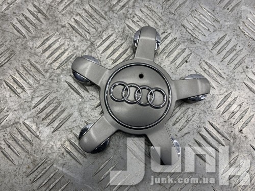 Заглушка в диск для Audi SQ5 oe 8R0601165 разборка бу