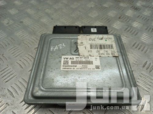Блок управления двигателем для Audi A3 8V oe 8V0906264D разборка бу