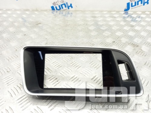 Накладка торпедо (дисплей) для Audi SQ5 oe 8R1857186SV58 разборка бу