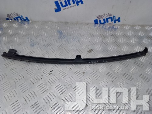 Направляющая стекла задней правой двери для Тойота Camry XV50 oe 6740706110 запчасти бу Направляющая стекла задней правой двери для Тойота Camry XV50 oe 6740706110 разборка бу