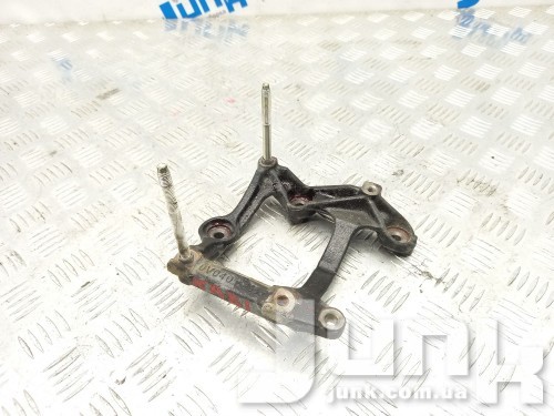 Кронштейн компрессора кондиционера для Тойота Camry XV50 oe 125020V040 запчасти бу Кронштейн компрессора кондиционера для Тойота Camry XV50 oe 125020V040 разборка бу