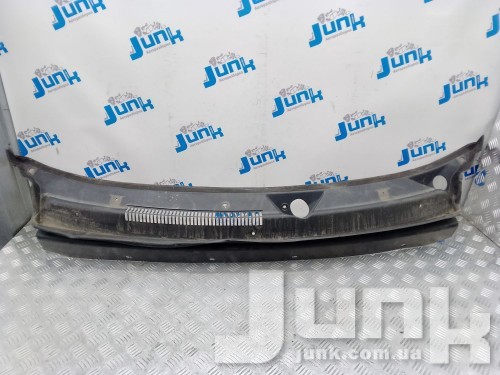 Жабо под лобовое стекло для Dodge Journey oe 5067917AF разборка бу