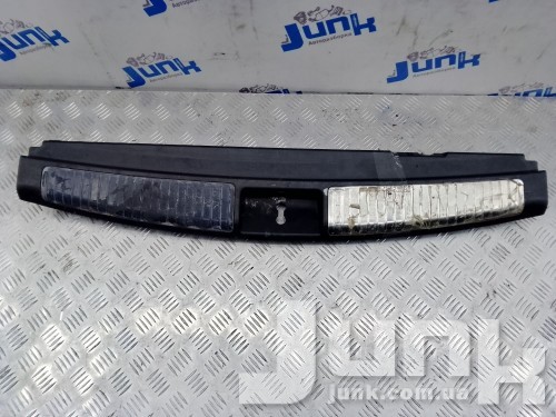 Накладка багажника для Mercedes W164 oe A16469001419051 разборка бу