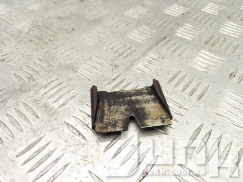 Перегородка для Audi Q3 (8U) oe 06H103411B запчасти бу Перегородка для Audi Q3 (8U) oe 06H103411B разборка бу