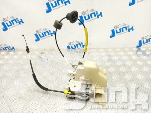 Замок двери передней левой oe 8J1837015D запчасти бу Замок двери передней левой oe 8J1837015D разборка бу