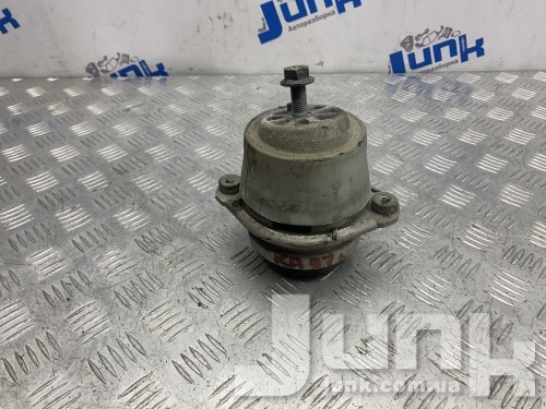 Подушка двигателя левая для Porsche Cayenne 2 92A oe 94837504903 запчасти бу Подушка двигателя левая для Porsche Cayenne 2 92A oe 94837504903 разборка бу