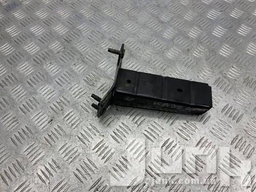 Кронштейн переднего подрамника правый для Infiniti QX50 oe 622105NA0B запчасти бу Кронштейн переднего подрамника правый для Infiniti QX50 oe 622105NA0B разборка бу