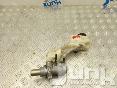 Главный тормозной цилиндр с бачком для Infiniti QX50 oe D60105NA0A разборка бу