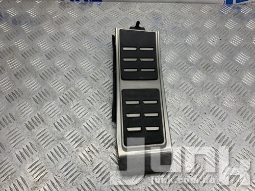 Накладка для Audi SQ5 oe 8K1864777B3Q7 разборка бу