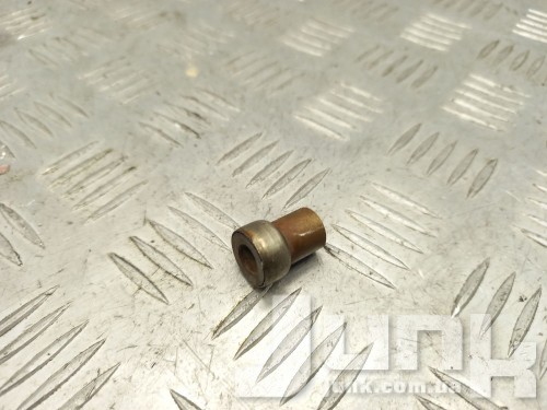 Гайка выпускного коллектора для Audi A6 C8 oe WHT004982 разборка бу