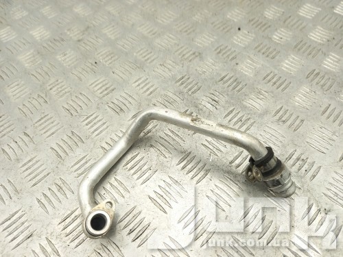 Трубка системы охлаждения для Audi A6 C8 oe 06M121075S разборка бу