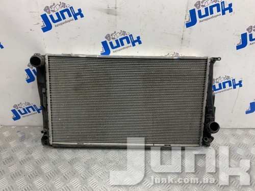 Радиатор охлаждения двигателя для BMW X1 E84 oe 17117547059 разборка бу